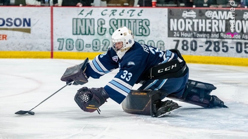 Ethan Fechter as goalie for the La Crete Lumber Barons.