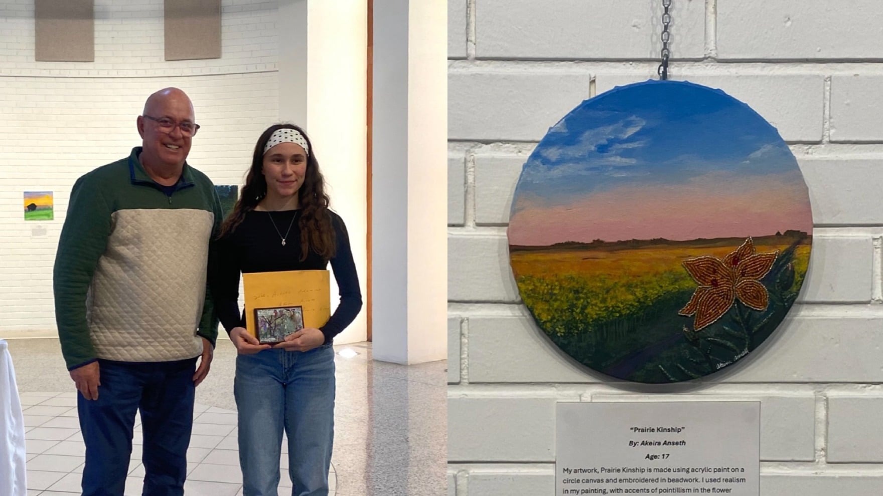 Akeira Anseth receiving her Artistic Achievement Award.