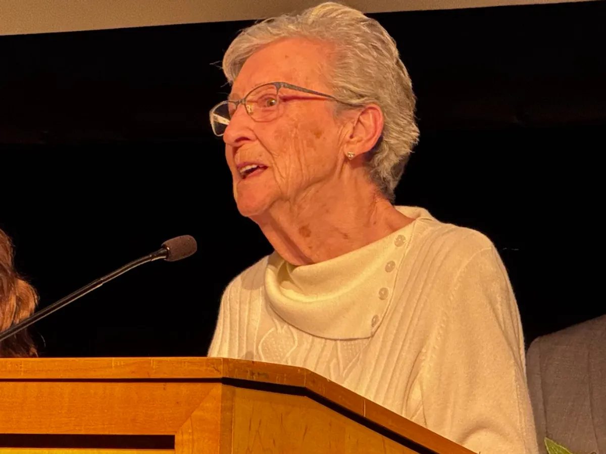 Volunteer of the Year Award — Pat Gotto