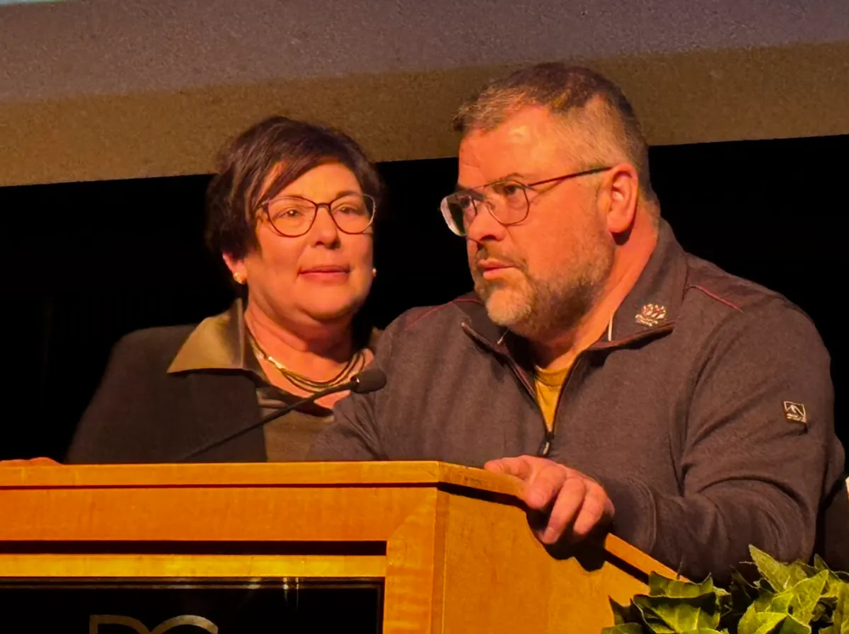 Business Champion Award — River Valley Eye Care